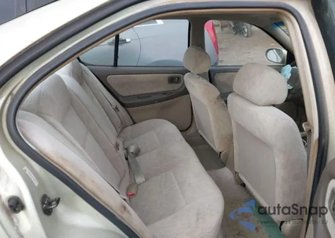 1999 Nissan Altima Gle/Gxe/Se/Se-L/Xe z USA, uszkodzony, nr VIN 1N4DL01D7XC208921